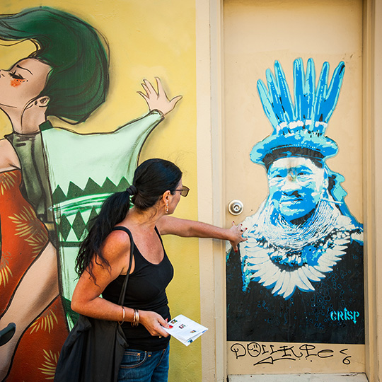 Street art talking tour