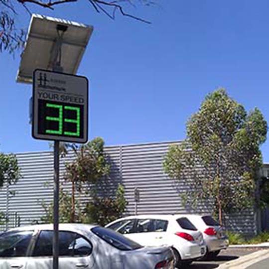 Radar speed display