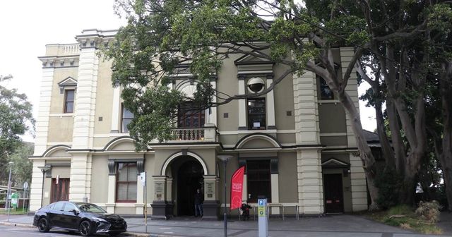 Balmain Library