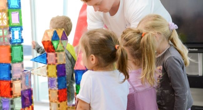 Kids at a workshop