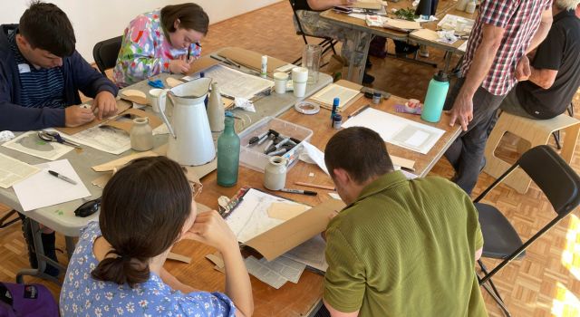 Scratchboard foam all abilities art workshop with studio ARTES