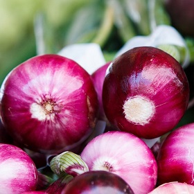 Red onions thomas-martinsen-280x280