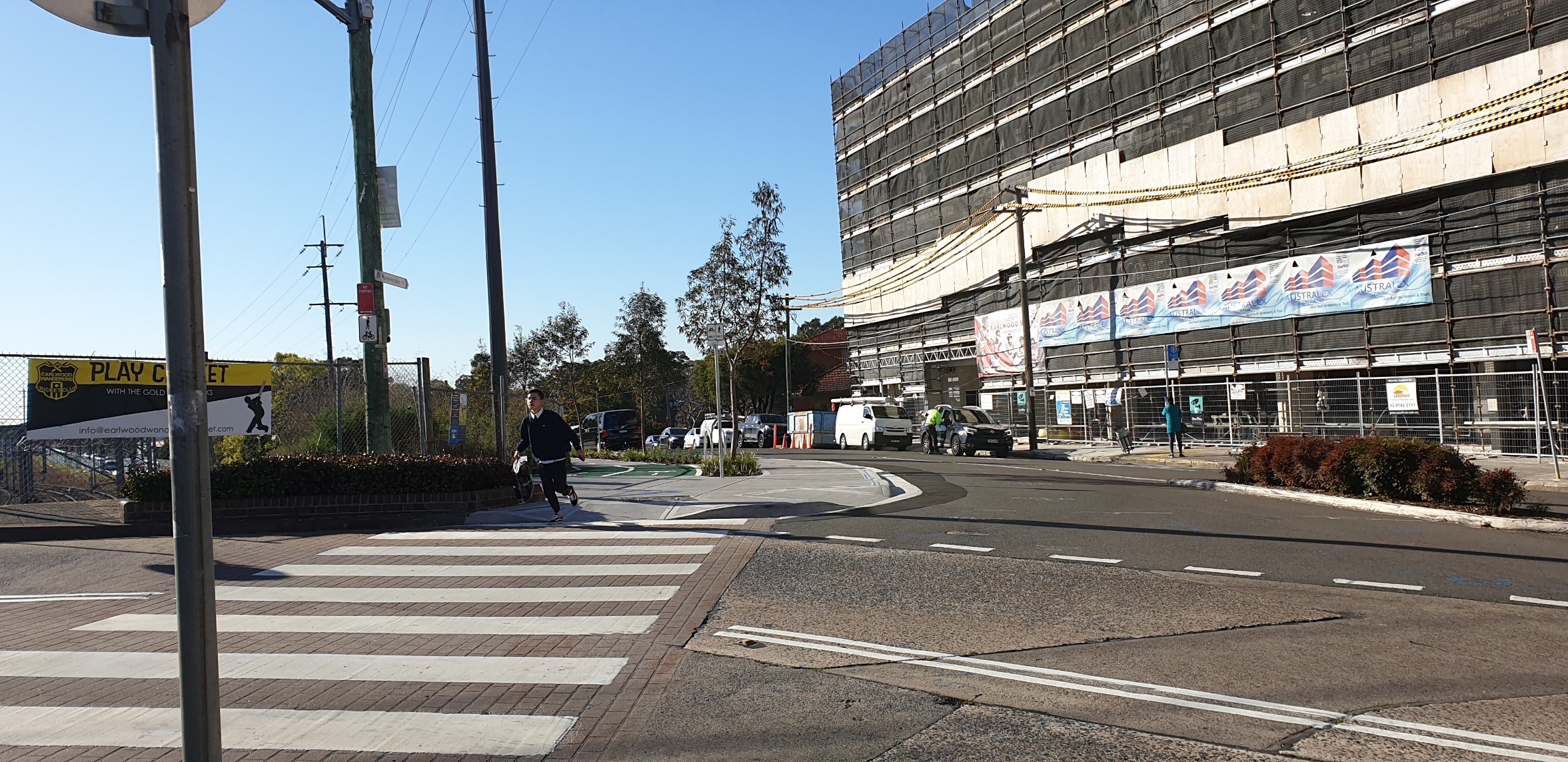 Wardell Road near Station intersection