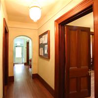 Hallway, Clontarf Cottage 