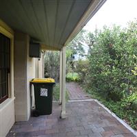 Back yard at Clontarf Cottage 