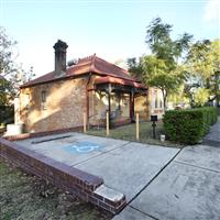 Disabled car space, White's Creek Cottage 