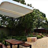 Bell Reserve - Table and shelter