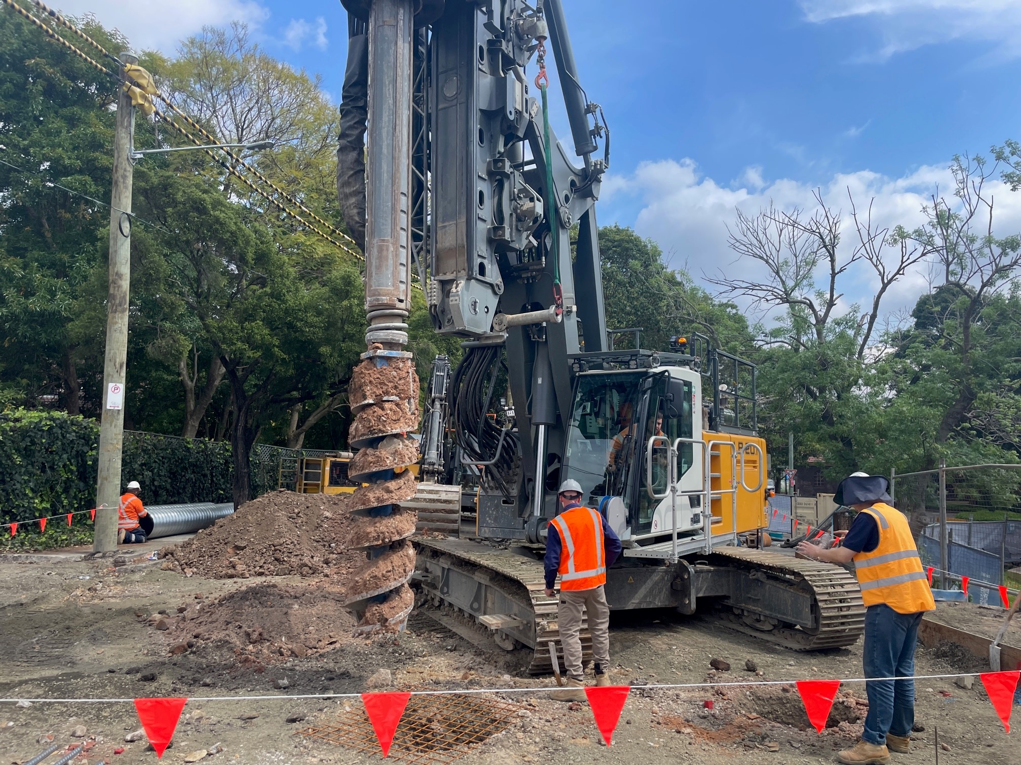 Constitution Road bridge piling detail - Sep 2023