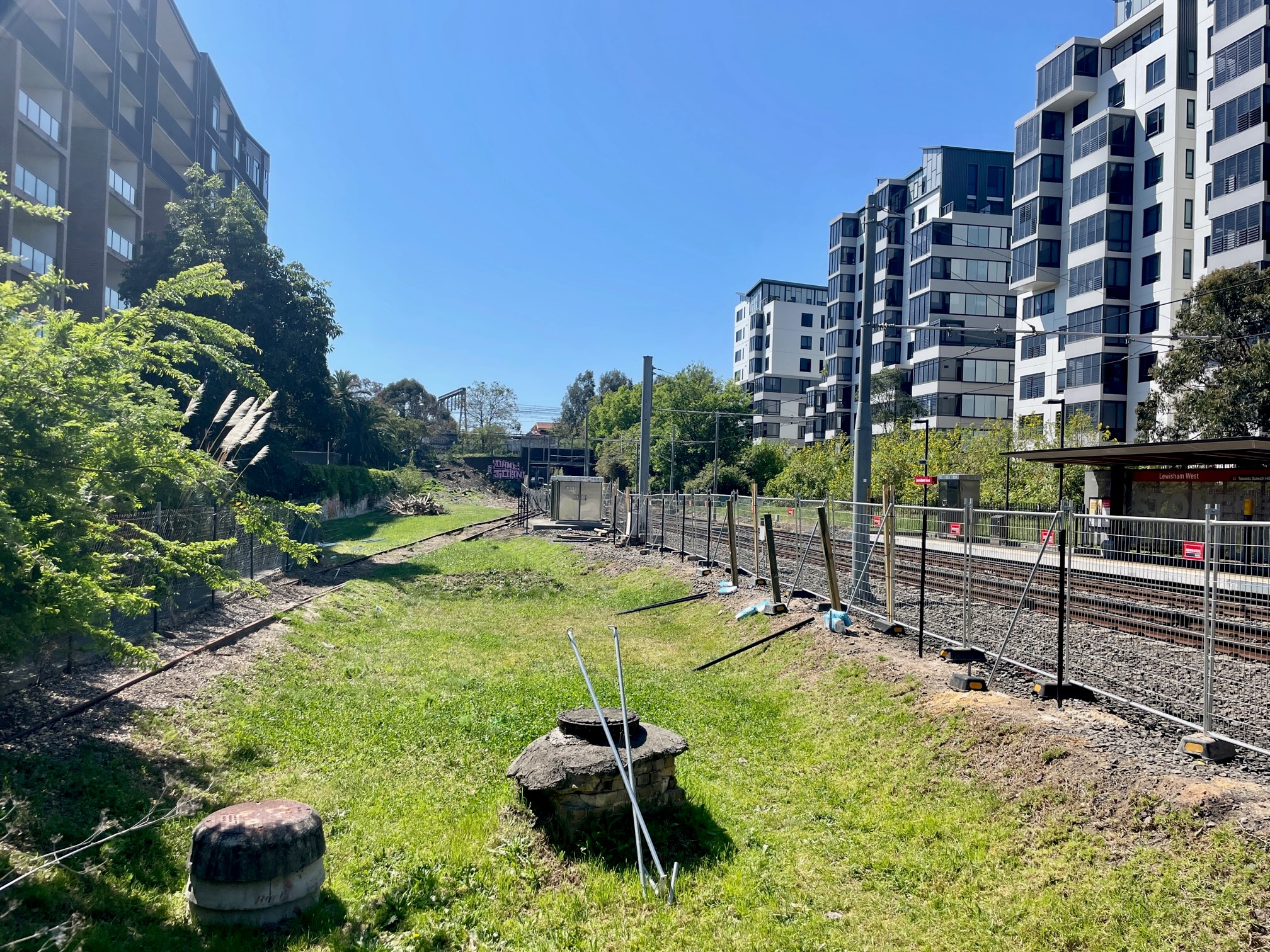 Lewisham West temporary fence