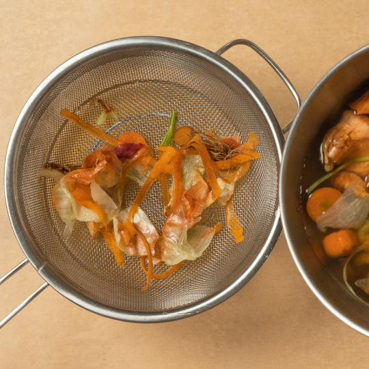 Scrappy vegetable broth step 5