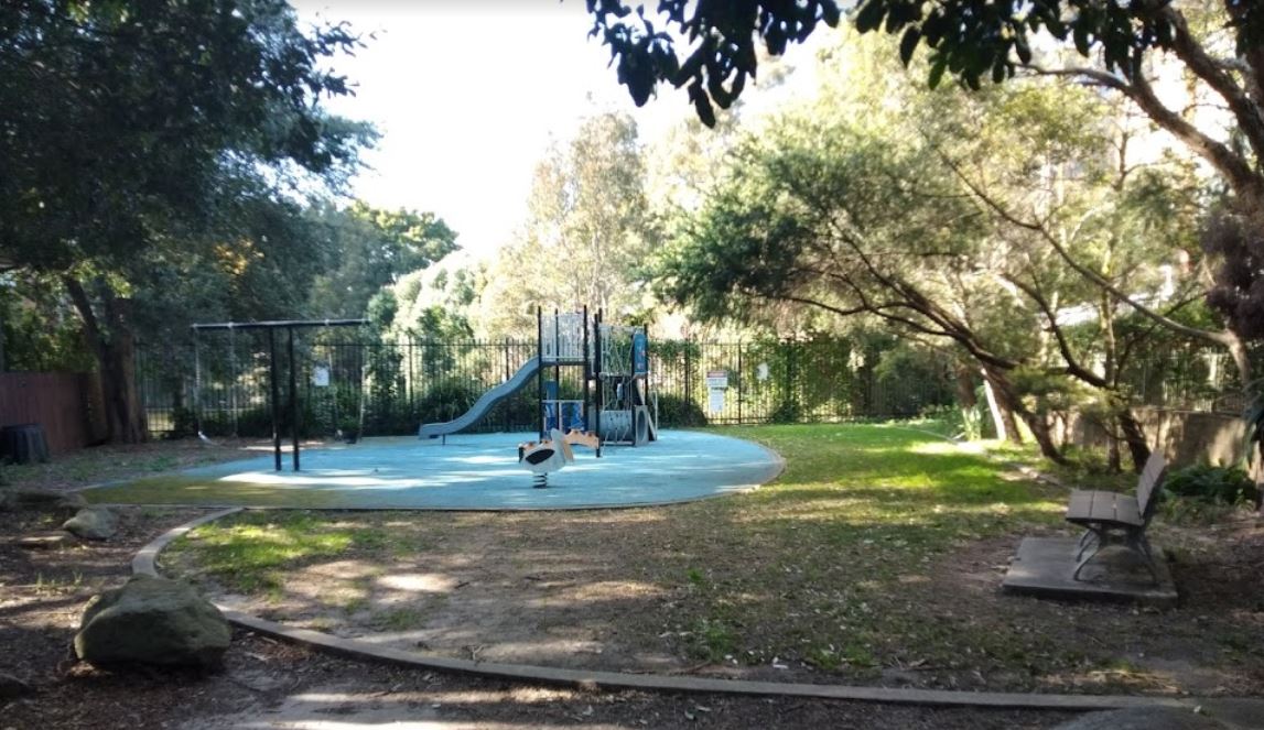 AB Croft Playground - Off Dibble