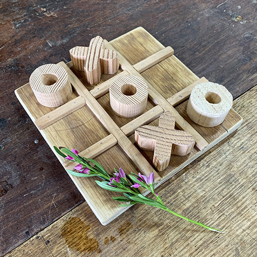 Wooden noughts and crosses making
